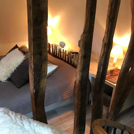D'hote La Roseraie Bed & Breakfast *
